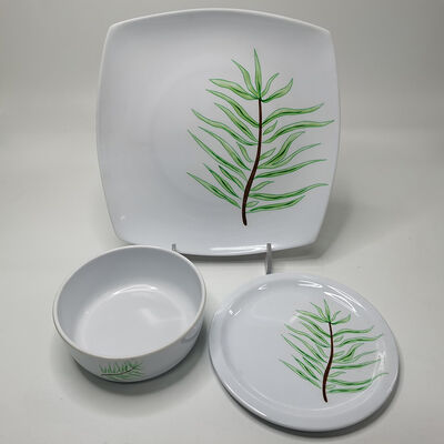 Dobra cena. Food Grade Tableware Raw Material Melamine Moulding Compound With 2-4μm Particle Size And ≤0.2% Volatile Matter Content w Internecie