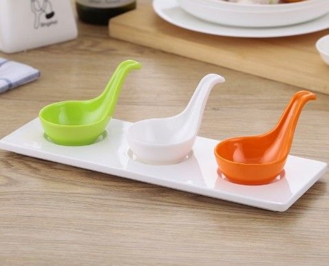 Dobra cena. Specjalistyczne ubrania stołowe melaminowe duże plastikowe kuchnia służąca w hotelu w Internecie