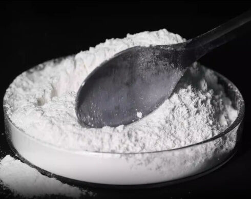 Dobra cena. Temperatura od 140 do 150 stopni Celsjusza Mocznikowa masa formierska o wysokiej odporności na ścieranie, idealna do produkcji zastawy stołowej w Internecie